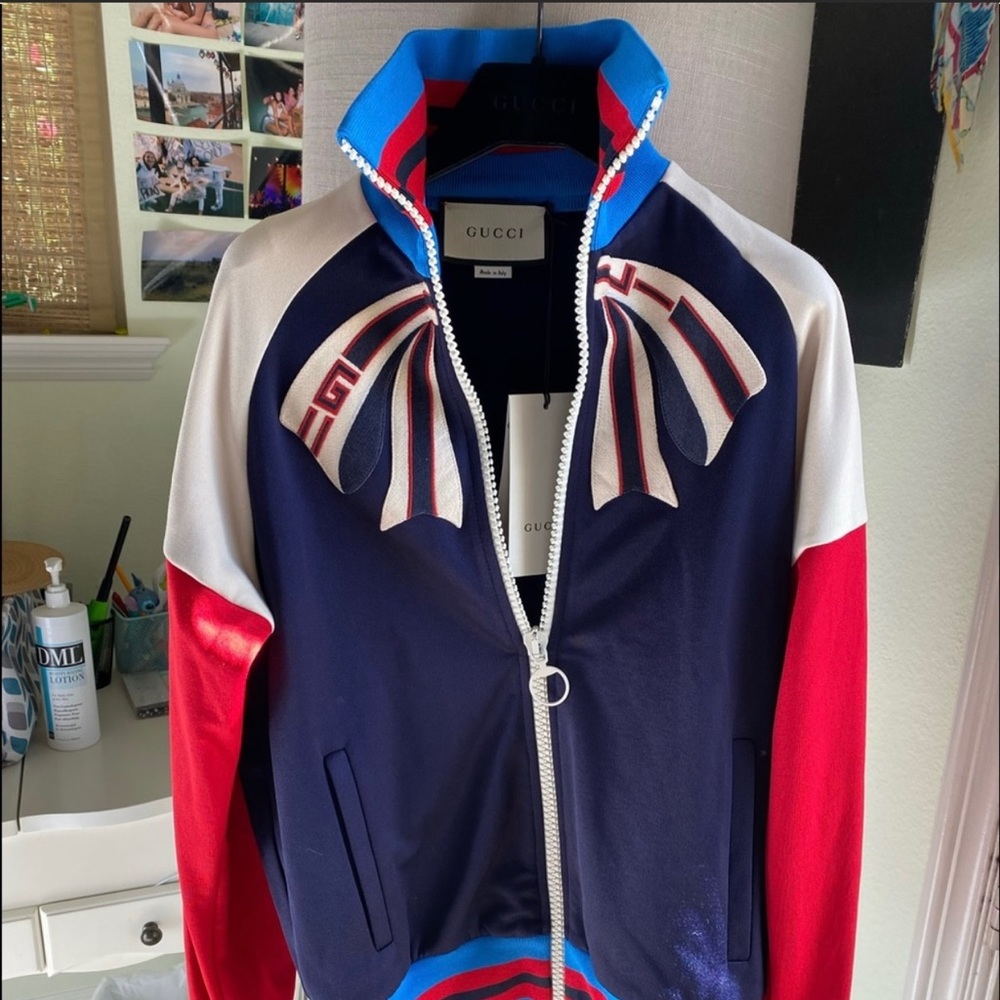NWT Gucci Guccify track jacket retails $1295 before taxes. size large